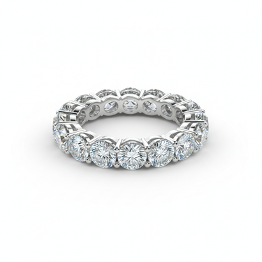 Eternal Wedding Band in Platinum – stone close-up